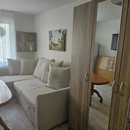 малко студио в центъра на град Ii Apartament