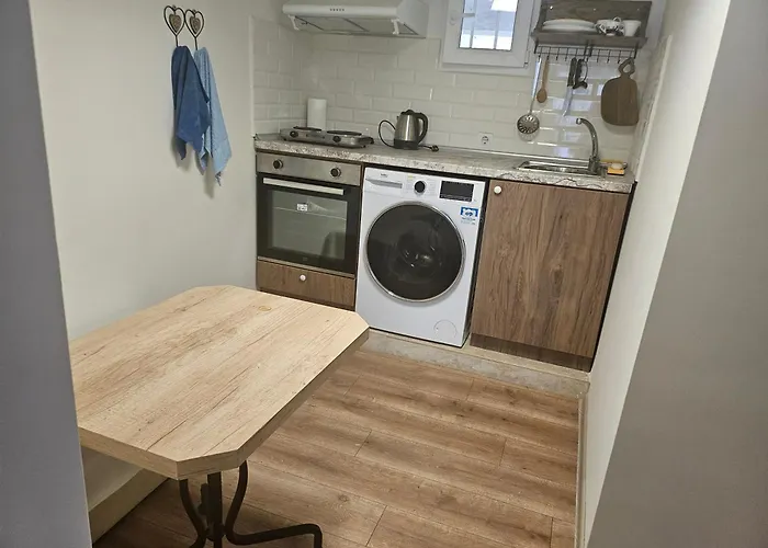 Daire малко студио в центъра на град Ii Burgaz