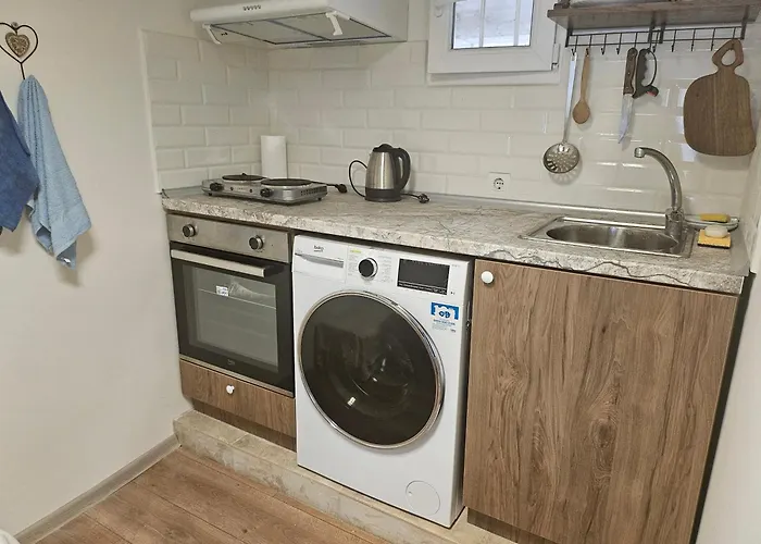 Daire малко студио в центъра на град Ii Burgaz